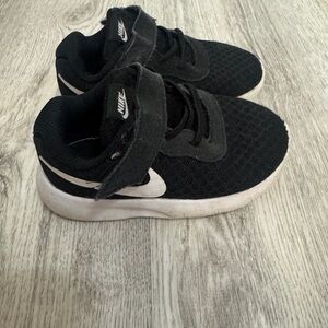 Nike Kids Black and White Sneakers
